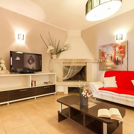 Villa-august-m Cere