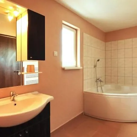 Villa-august-m * Cere